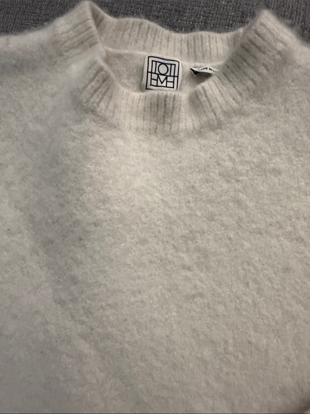 Toi et Moi Ivory Cream Mock Neck Wool-Cashmere Sweater